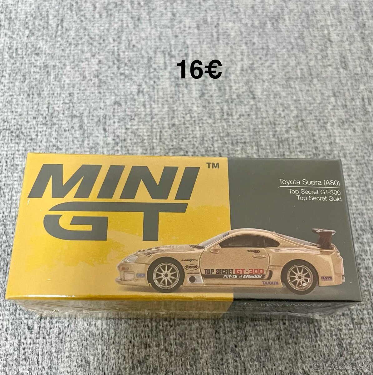 Mini GT - 8