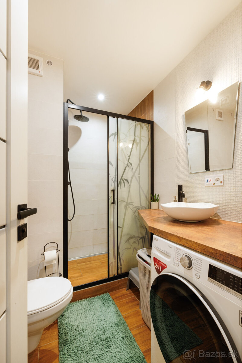 Na predaj zrekonštruovaný 3-izbový byt Sídlisko III - 8