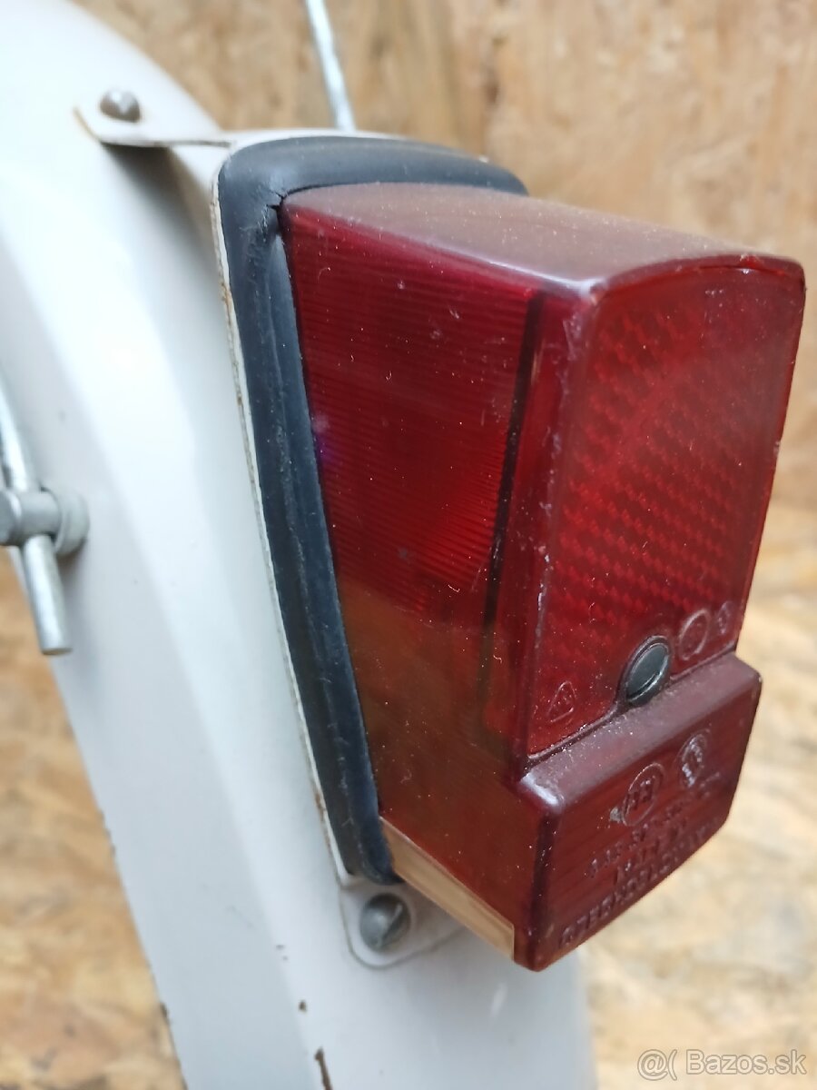 Babetta 207 zadný blatník + zadné svetlo - 8