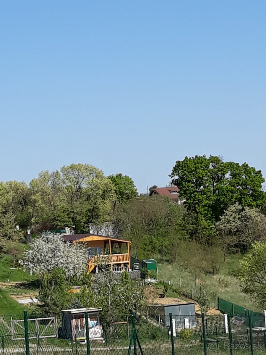 Mobilheim - chalupa neďaleko od Nitry. Nitr. Hrnčiarovce - 8