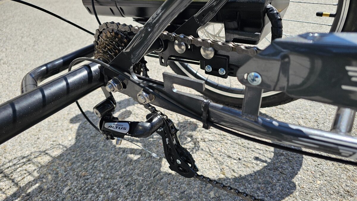 LIBERTY COMFY E-Trojkolka 24" 7spd Disk - 8