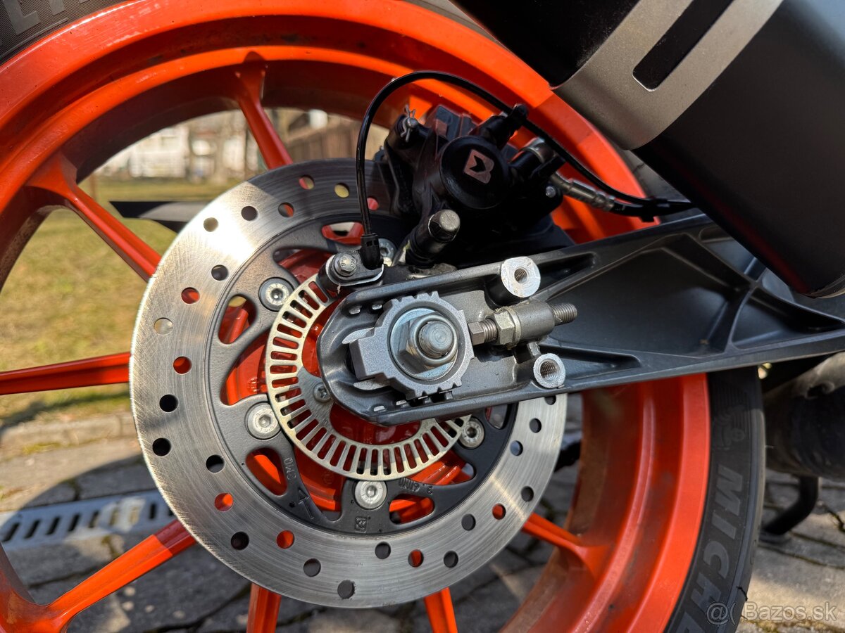 KTM Duke 125ccm - 8