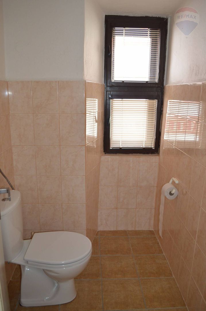 Prenájom kancelárskych priestorov - 8