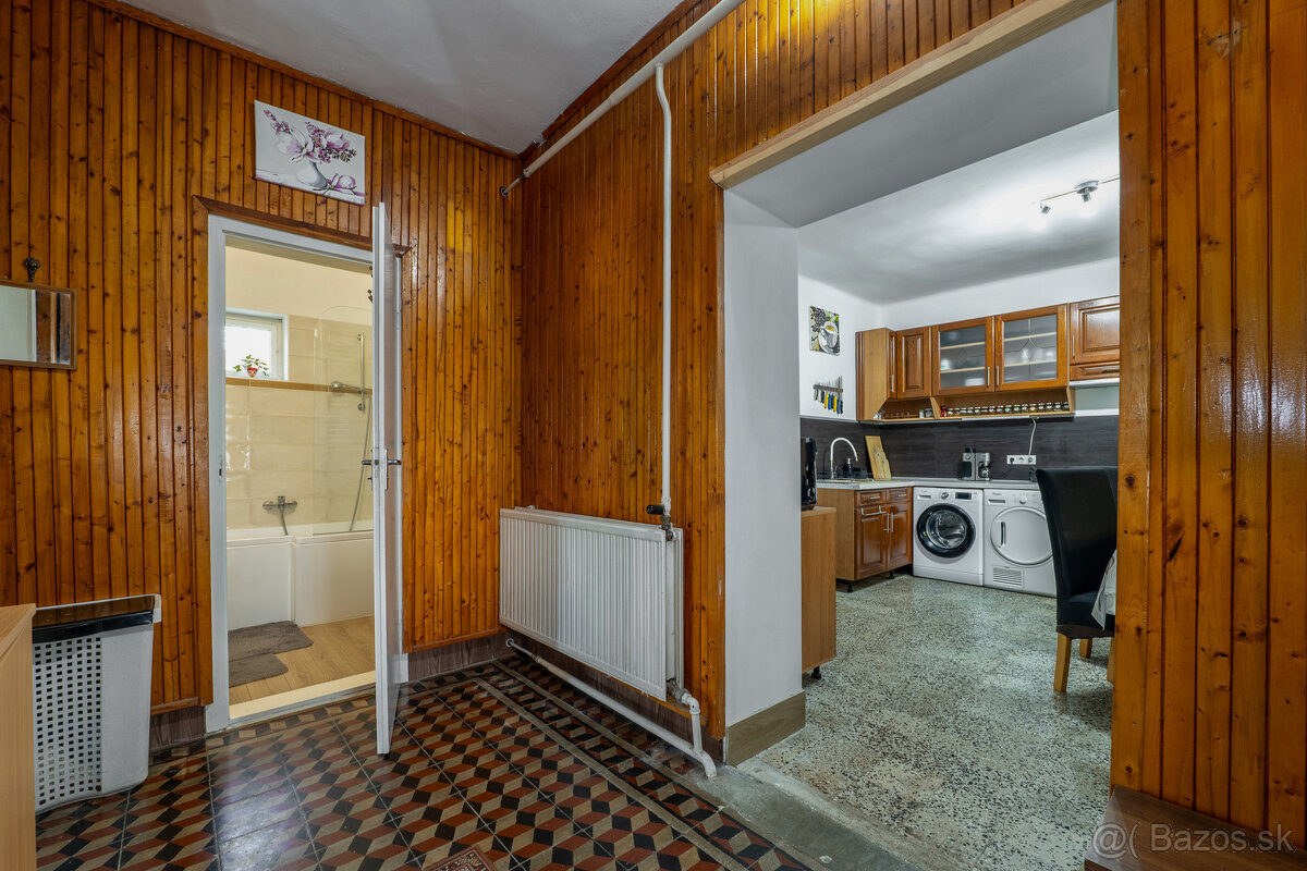 Rodinný dom obklopený prírodou | Kovácsvágás - 8