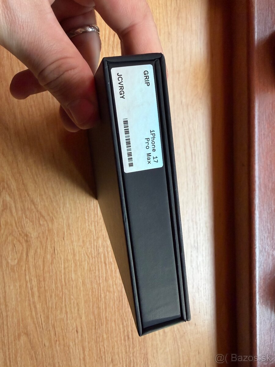 Dbrand grip case iphone 17 pro max - 8