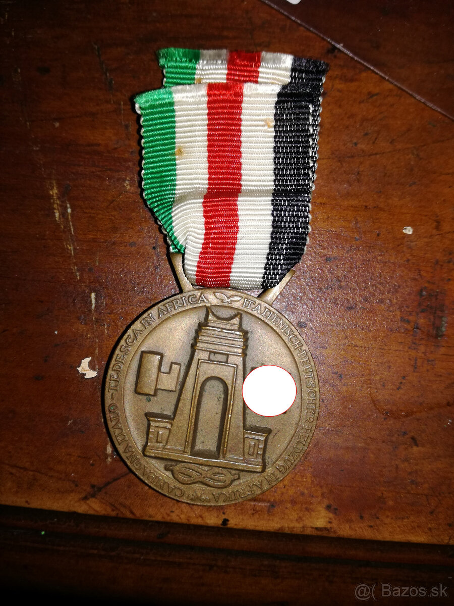 vojenske odznaky 1 - 8