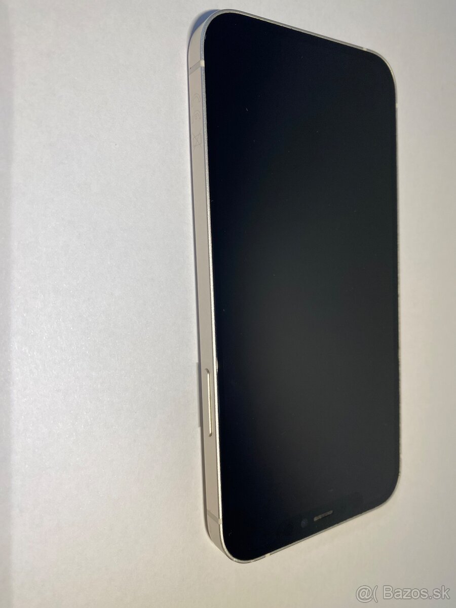 Predám Iphone 12 - 8