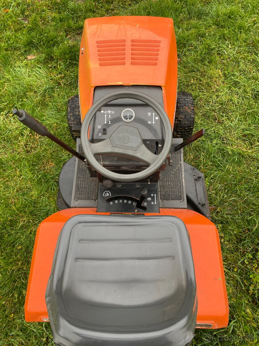 Záhradná traktorová kosačka Husqvarna LT960-12 - 8