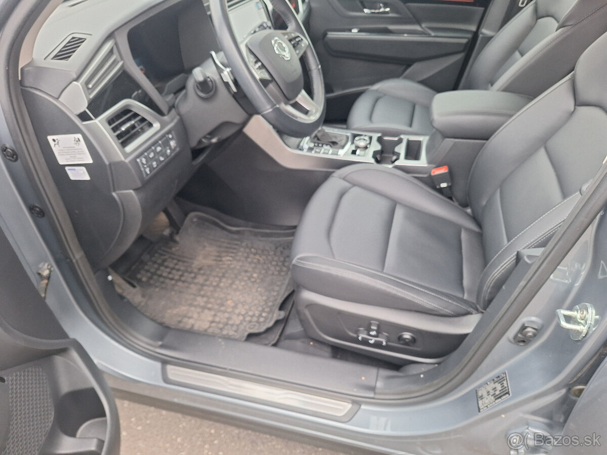 SsangYong Korando 1.5 Turbo e-XGI 163k Premium A/T - 8