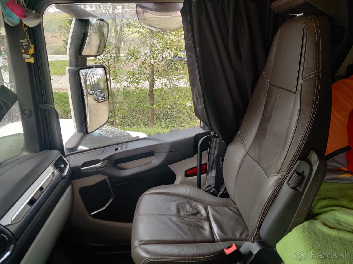 Tahač návěsu SCANIA S500 A6x2NB - 8