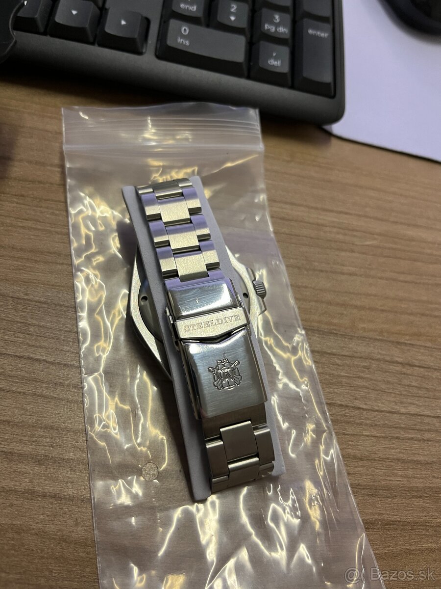 Steeldive SD1953 Sub 300M 41mm (V2) - 8