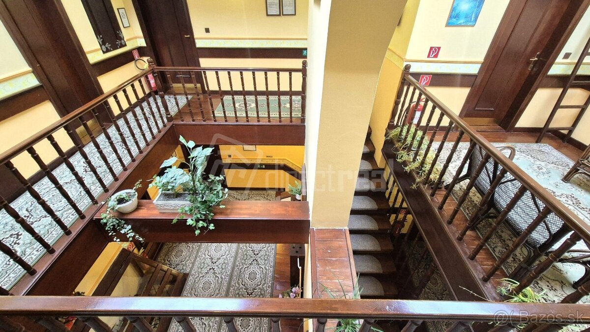 Štýlový hotel s príjemnou atmosférou v centre historického m - 8