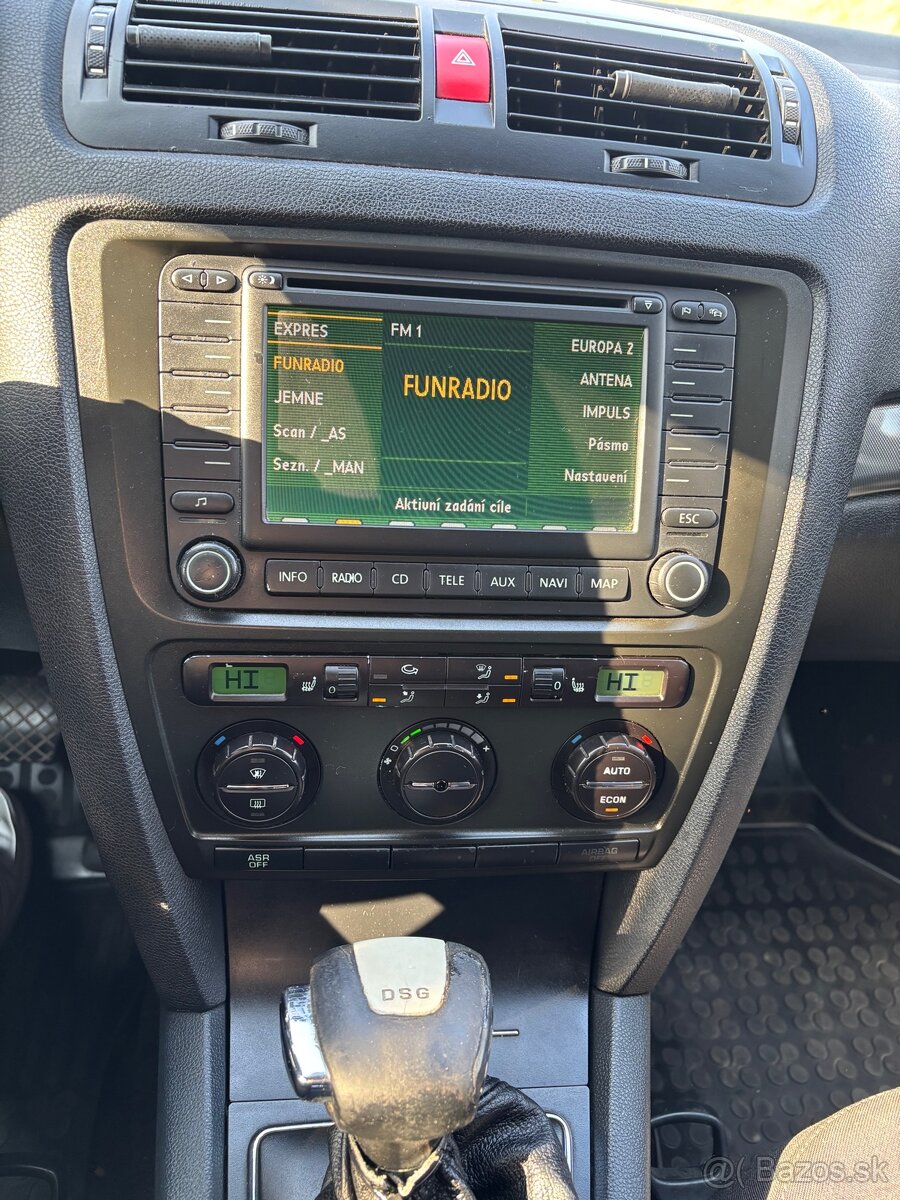 Škoda octavia II 2.0 TDi dsg - 8