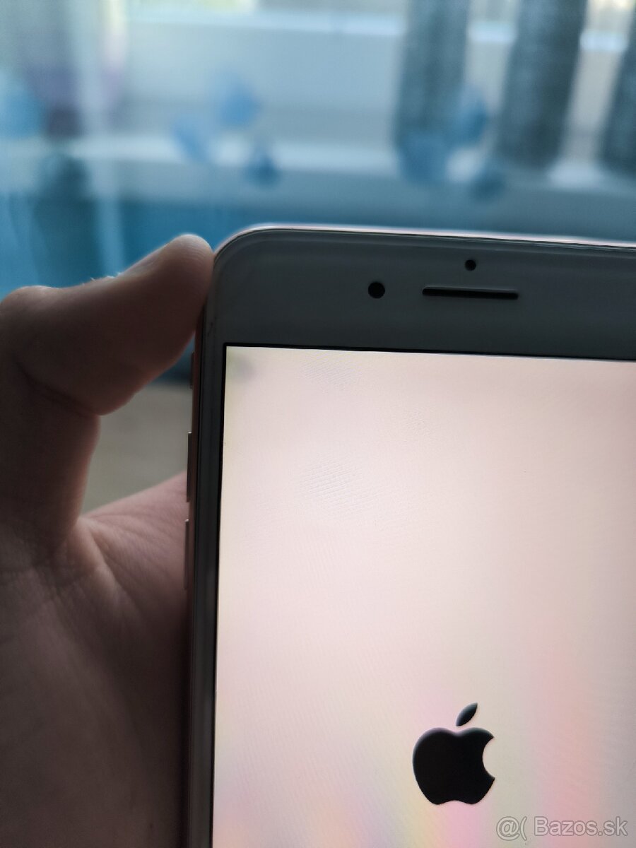 Iphone 8 plus Gold - 8