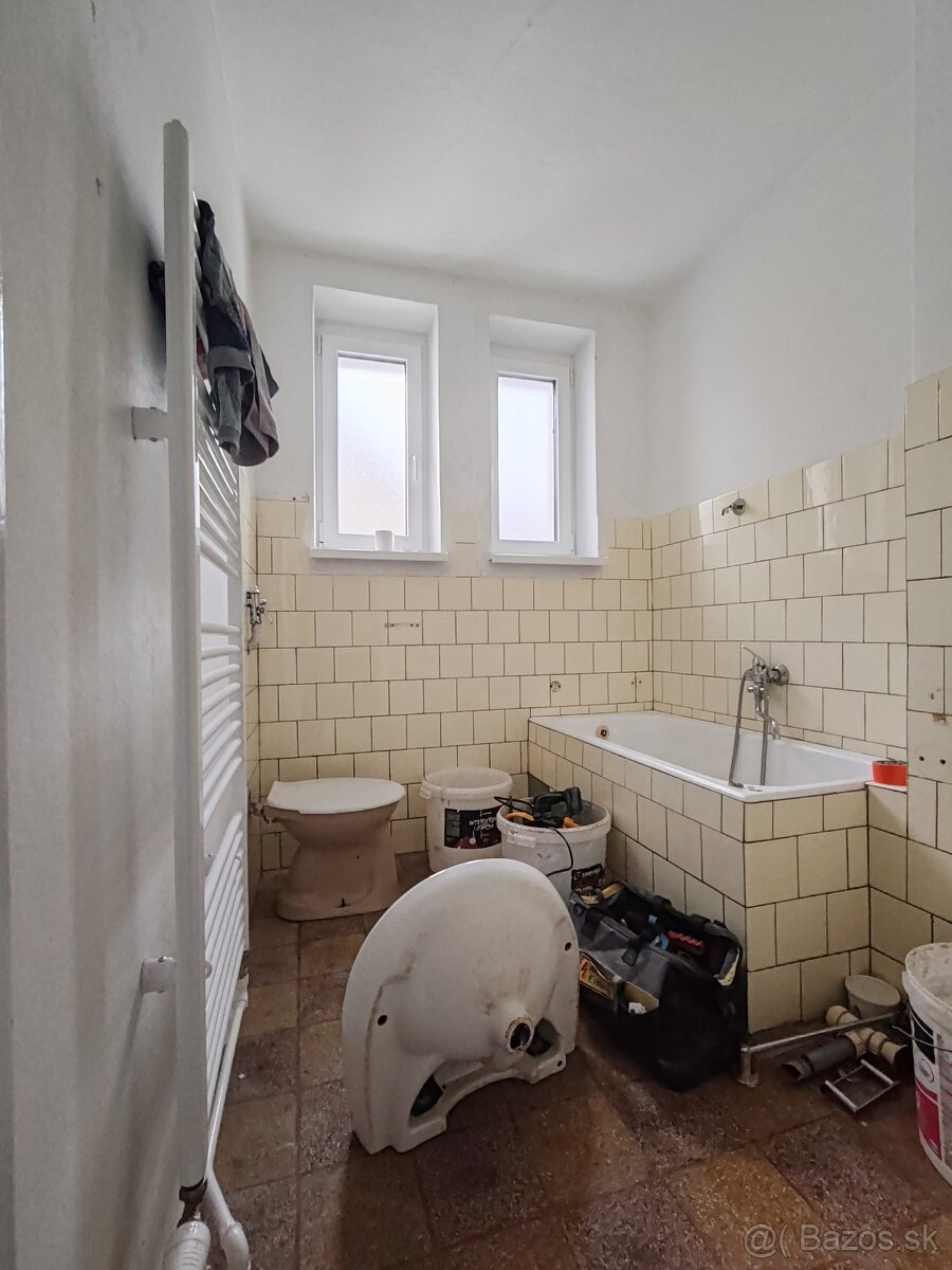 Kúpeľne - obklady-dlažby-obkladačske práce - 8