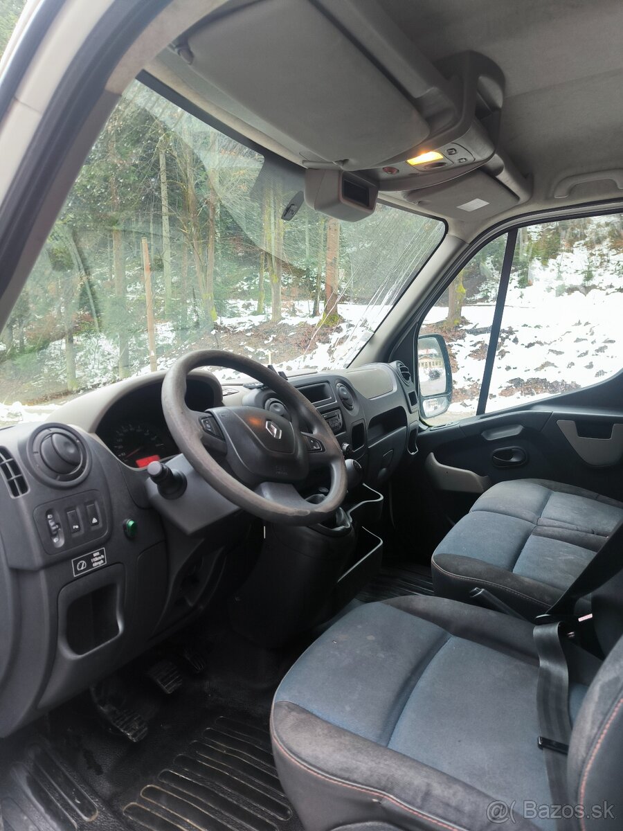 Renault master 7- miestny - 8