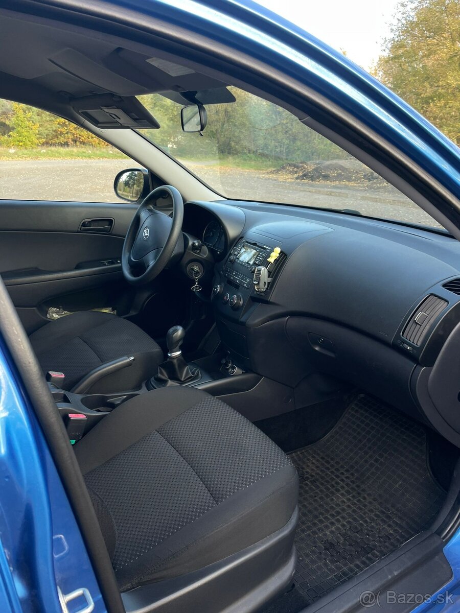 Hyundai i30, 1.4 FDH, r.v. 2011 - 8