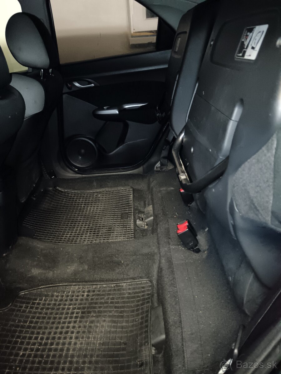 Predám Honda Civic 2.2 ctdi - 8