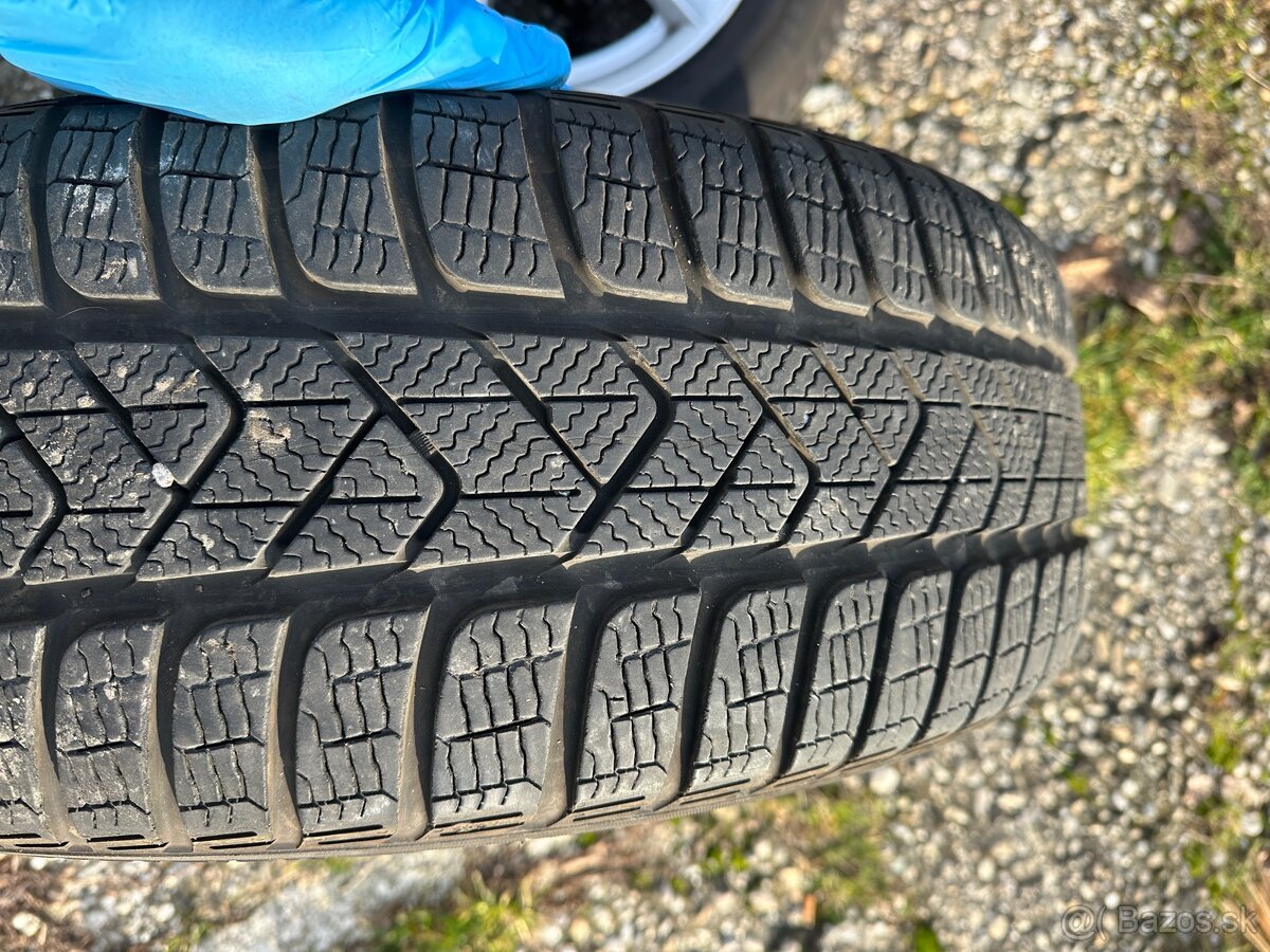 Predám zimnú sadu 5x112 225/55 r17 VW - 8
