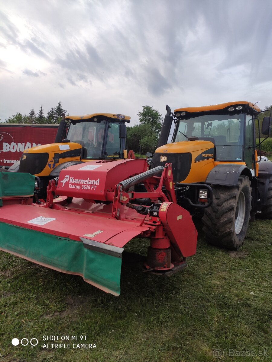 JCB - 8