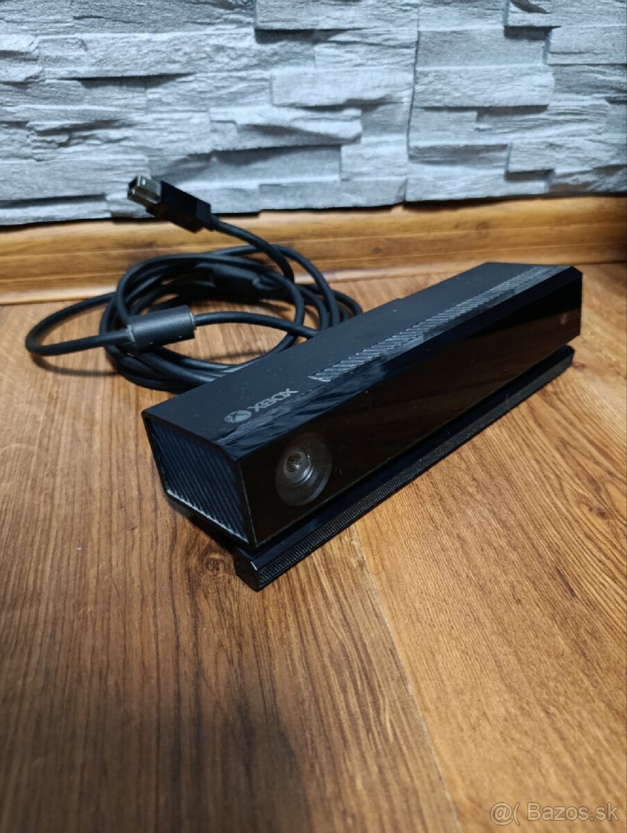 Xbox One 500gb + Kinect + 1 ovládač - 8