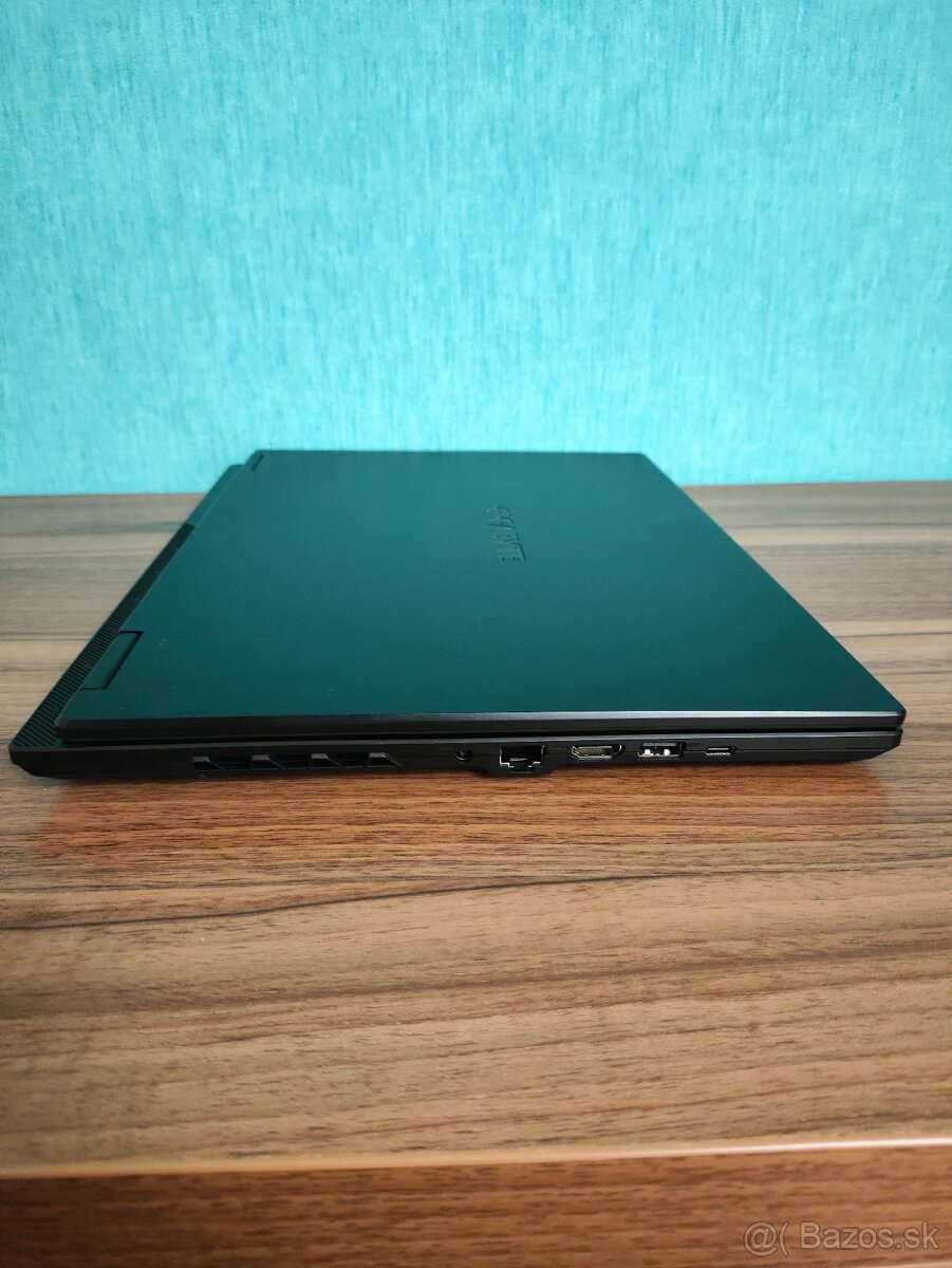 Gigabyte A16 Gaming i7‑13620H • RTX4050 • 16GB - 8