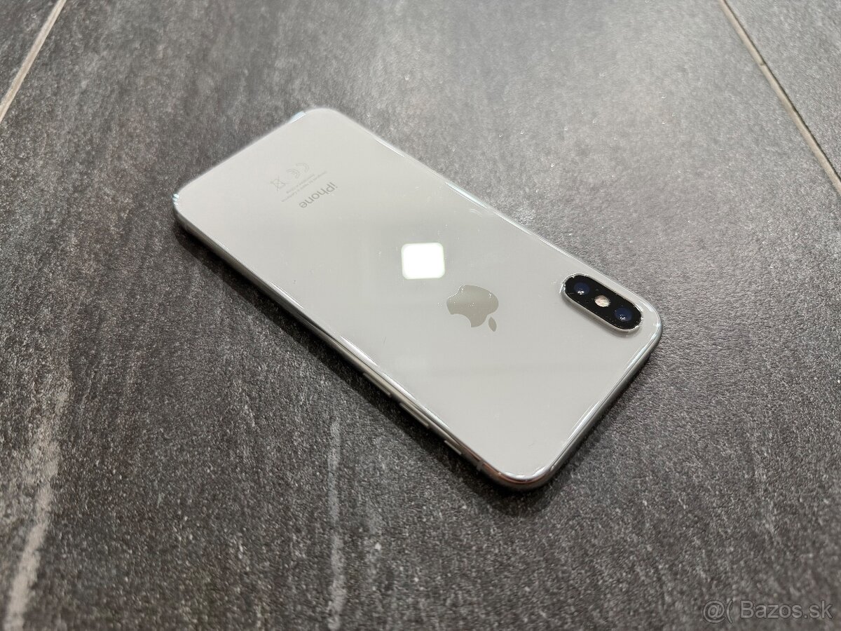 Apple iPhone X 64 GB v striebornej farbe Silver - 8
