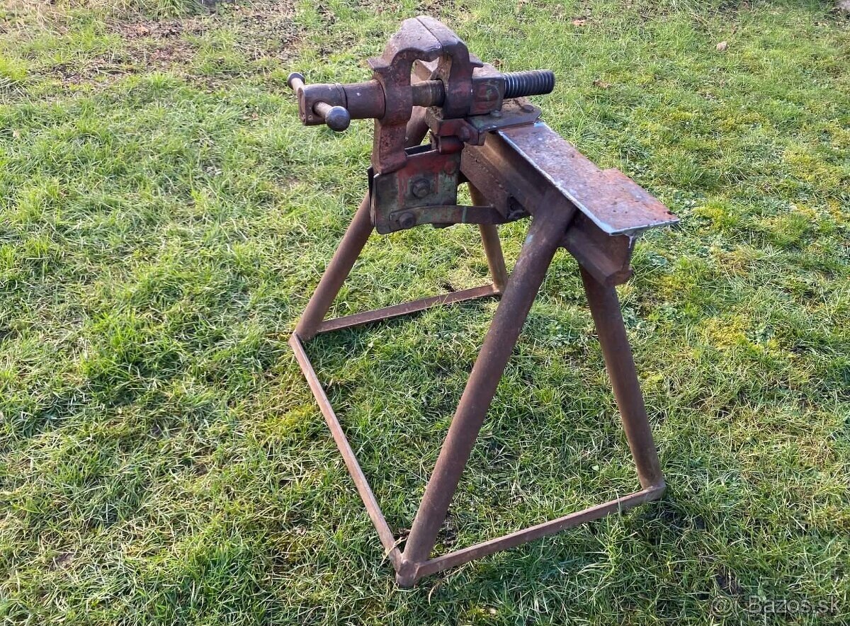 Kováčsky zverák - 8