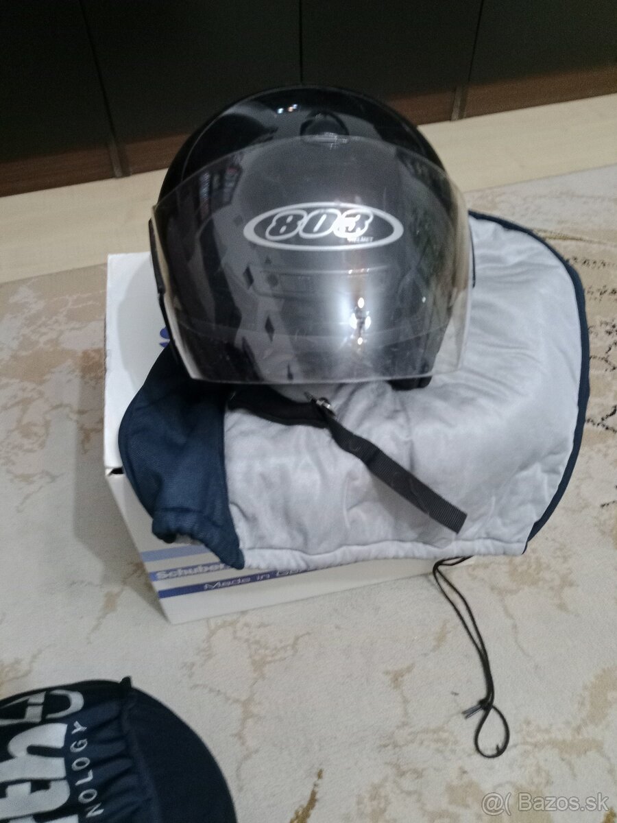 Vyklápacia helma - 8