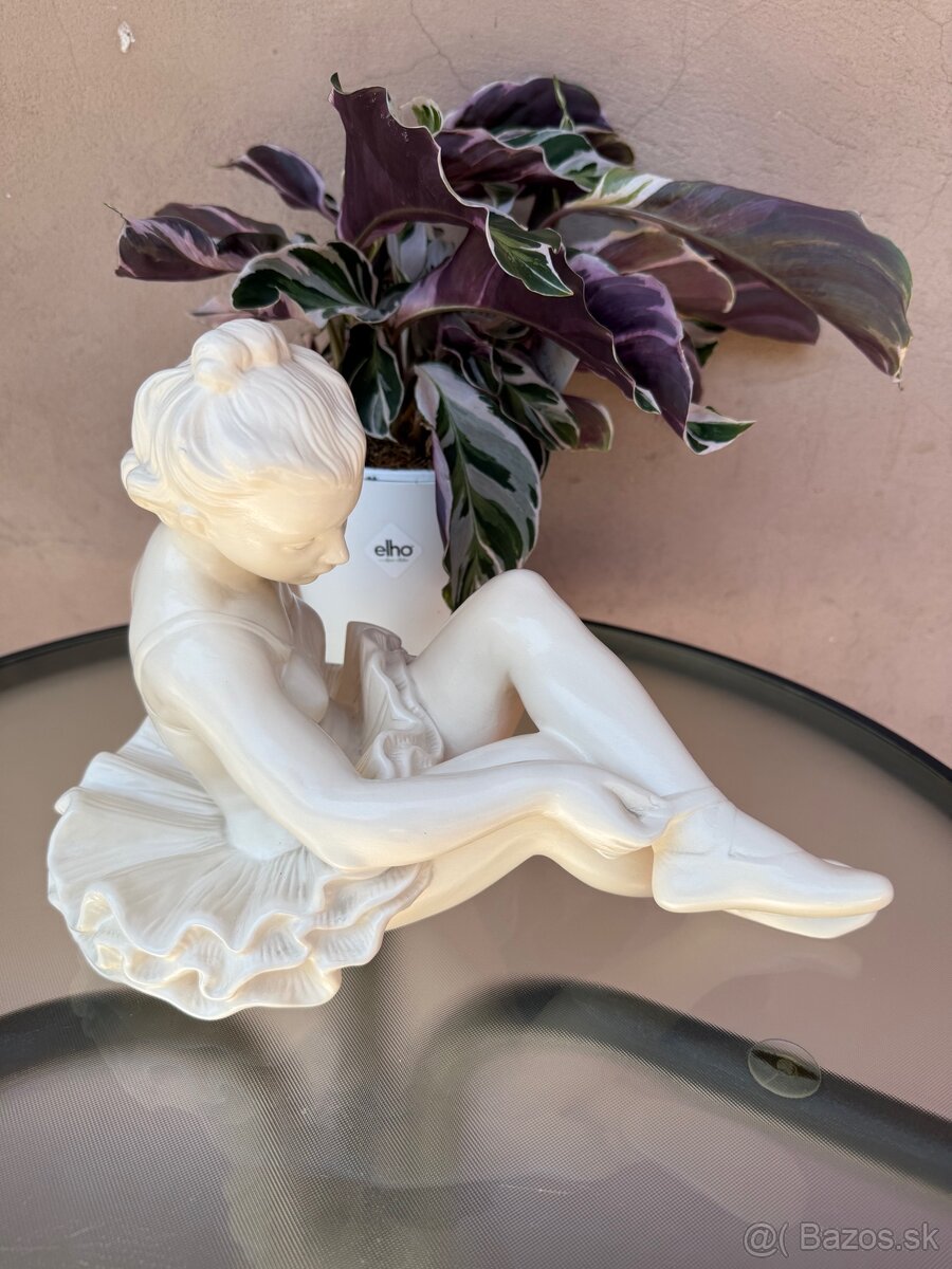 Predam keramicku sošku baletka Jihokera - 8