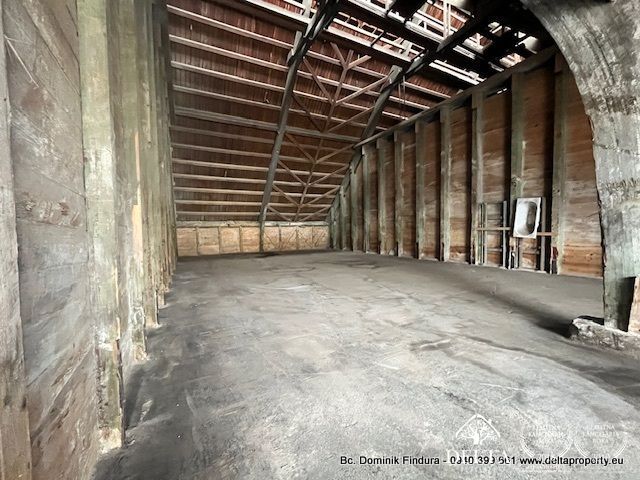 DELTA - Prenájom skladovej haly v Poprade – 250 m², parkovan - 8