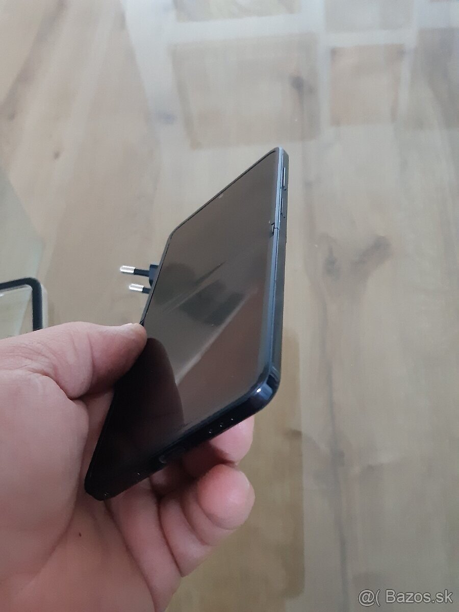 Predám alebo vymením OPPO Find N2 Flip 5G 8GB/256GB - 8