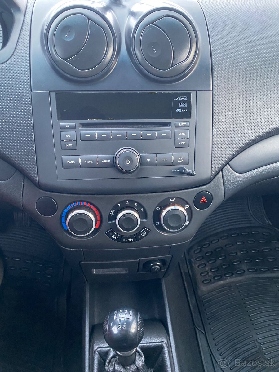 Chevrolet aveo - 8