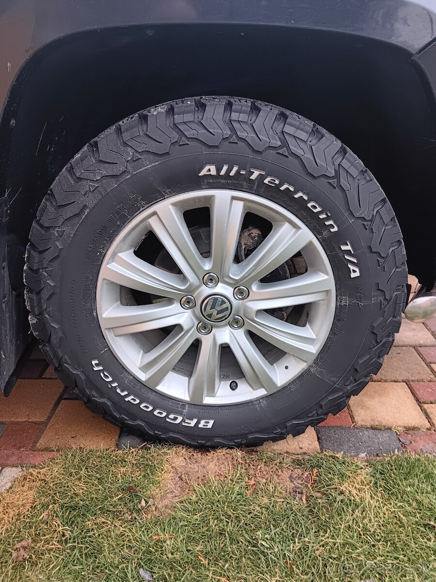 Predám Volkswagen Amarok - 8