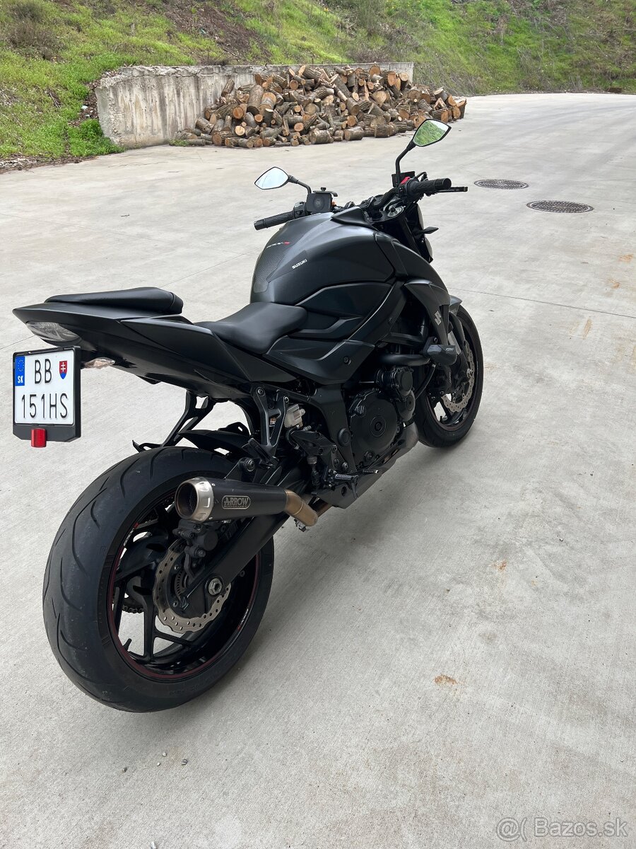 Suzuki GSX S 750 - 8