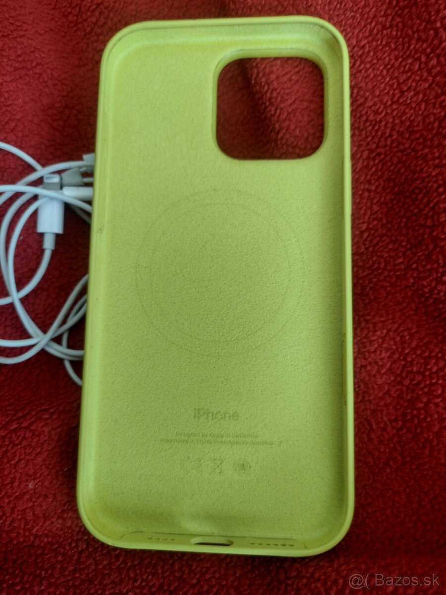 SLÚCHADLÁ APPLE - 8