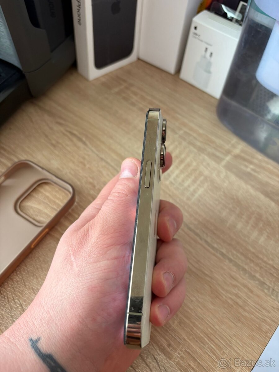 iPhone 14pro 128gb - 8