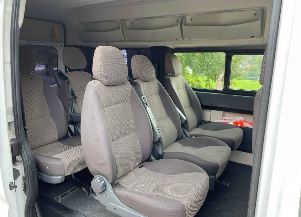 Peugeot Boxer Minibus 2,2 HDi 96KW 130k L2H2 rv 2015 - 8