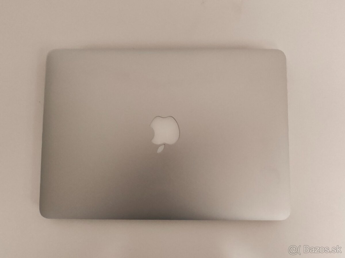 MacBook Pro A1502 – i5, 8 GB RAM, 256 GB SSD - 8