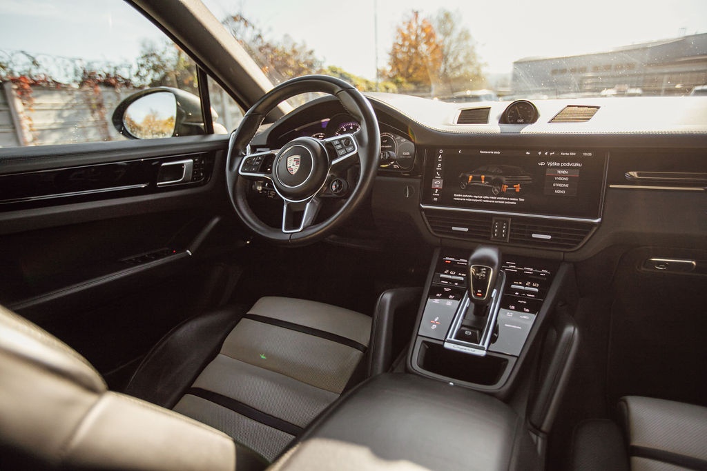 Porsche Cayennen Coupe E-Hybrid 4x4 A/T - 8