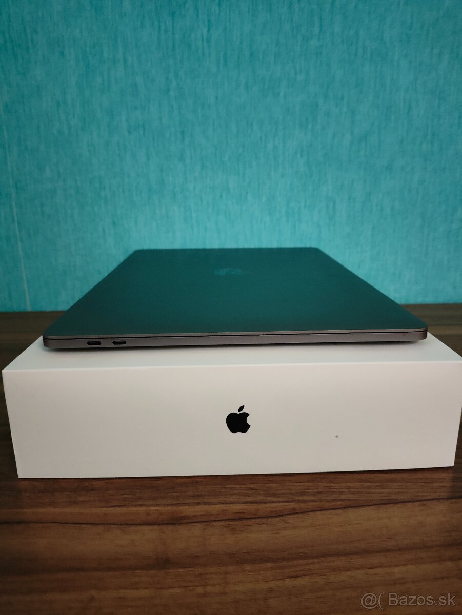 MacBook Pro 15 2016 | i7 • 16GB • 1TB SSD - 8