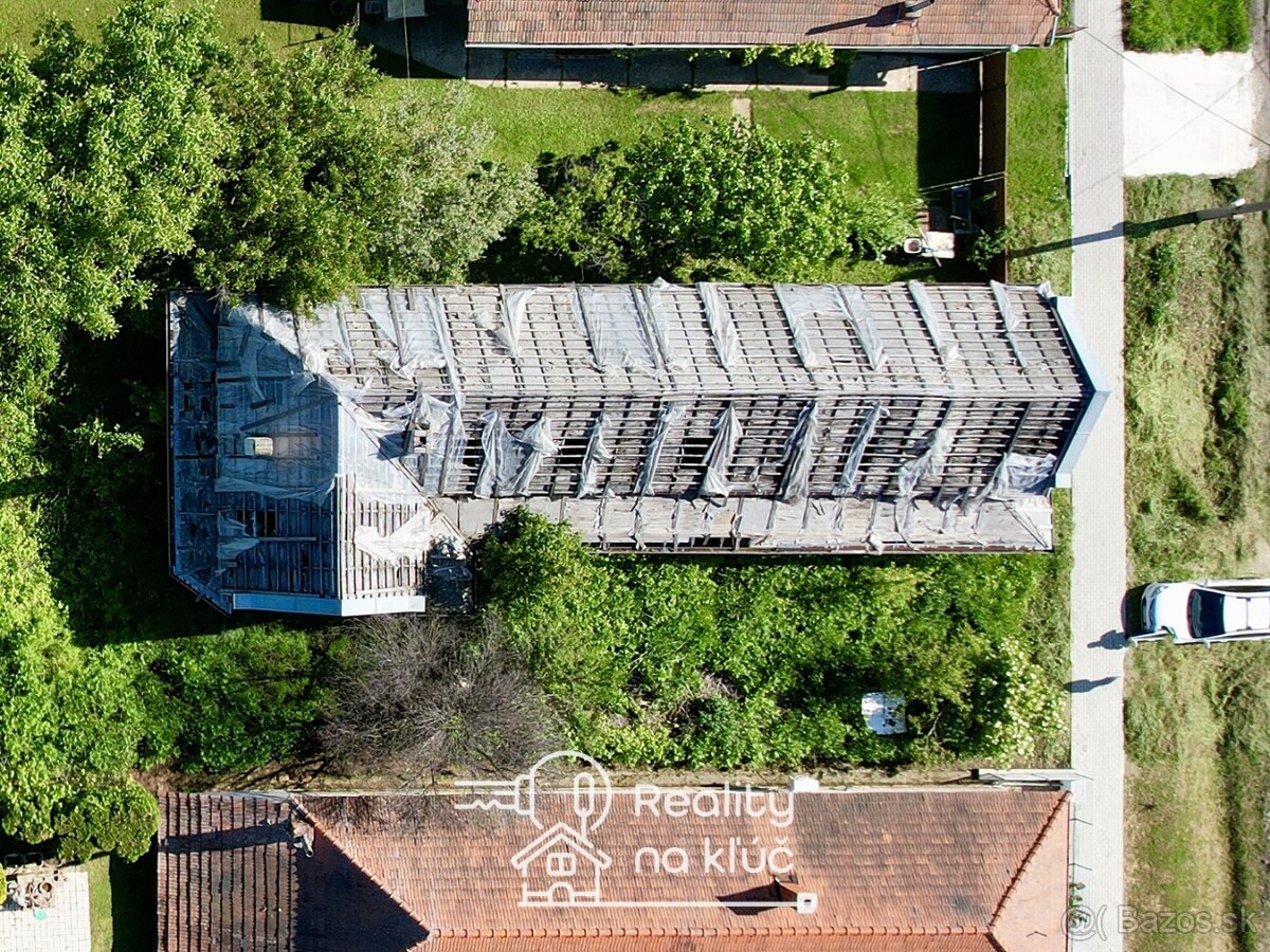 Na predaj rodinný dom s pozemkom 3 504m² Tesárske Mlyňany - 8