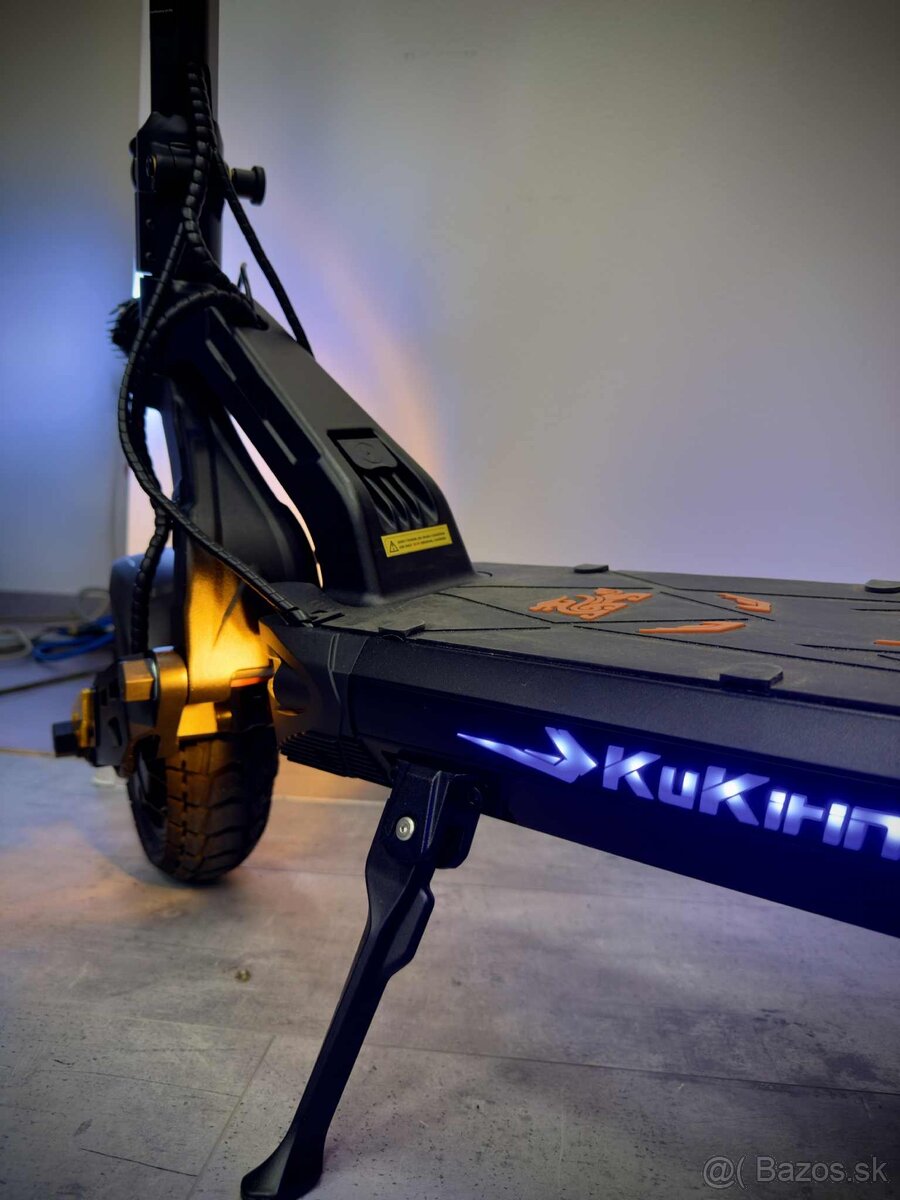Elektrická kolobežka KuKirin G2 Master 2025 - 8