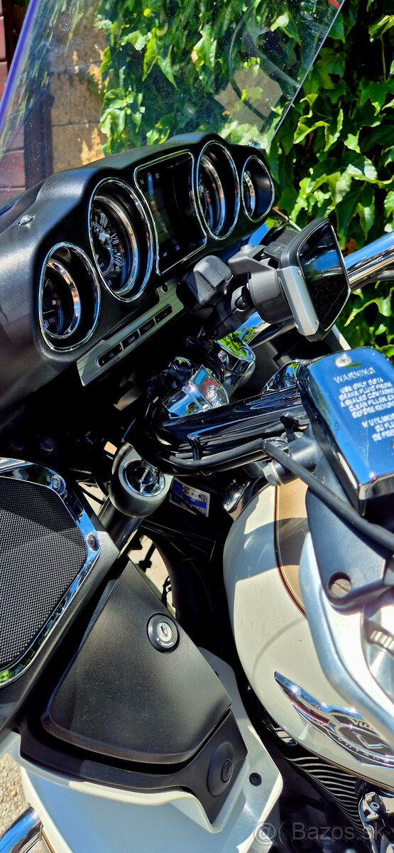 Kawasaki VN 1700 VOYAGER - 8