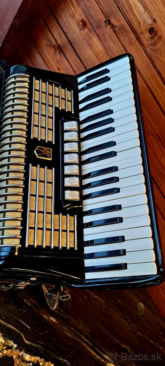 Akordeón Hohner Verdi 3 N 120 bas. - 8