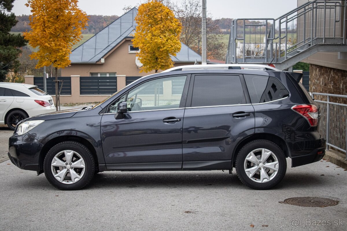 Subaru Forester 2.0i Comfort CVT, rok 12/2014 - 8