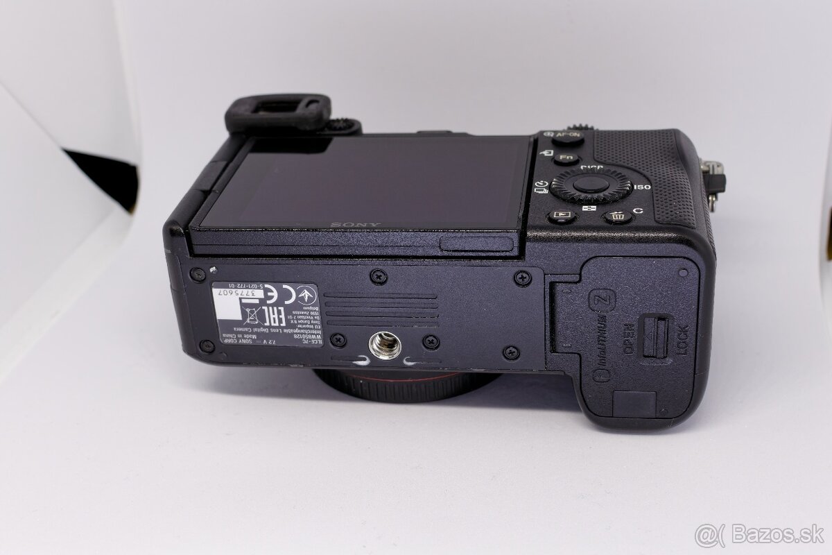 Mirrorless fotoaparát Sony A7C - 8