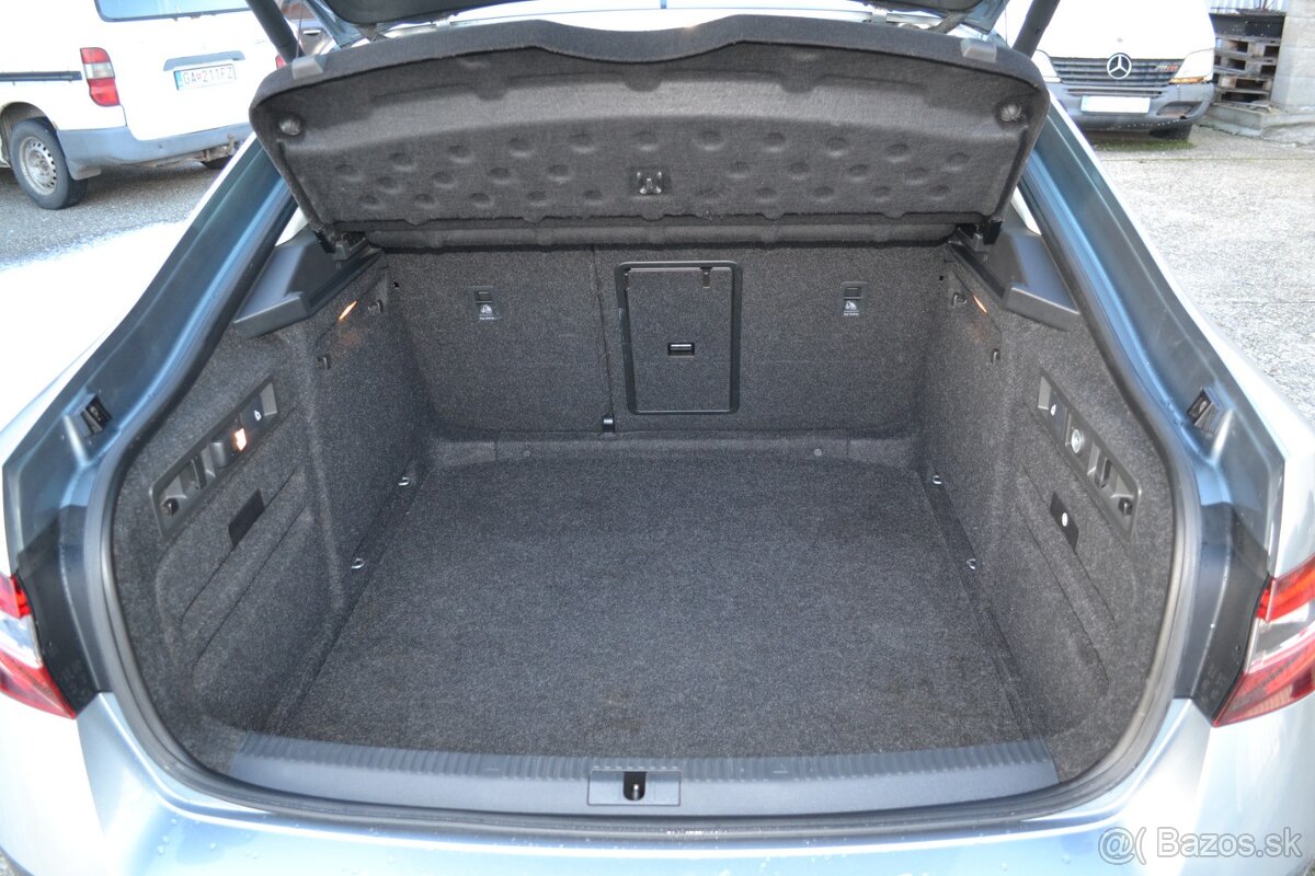 Škoda Superb 2.0 TDi Style 4x4 DSG - 8