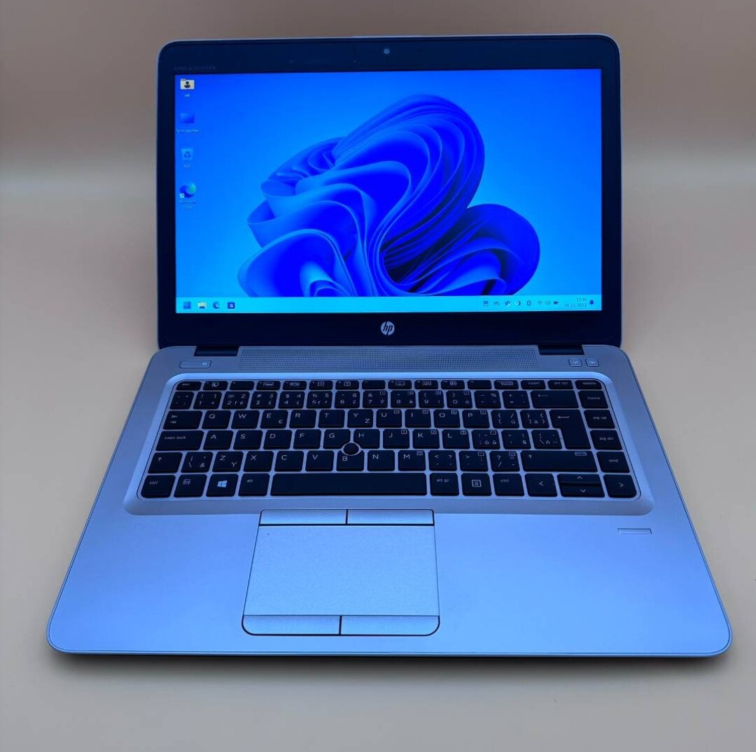 Notebook 14" HP.AMD PRO A10-8730B 4x2,40GHz.8gb ram.256gSSD - 8