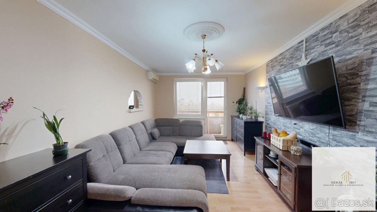 Revolučná štvrť- na predaj príjemný byt. - 8